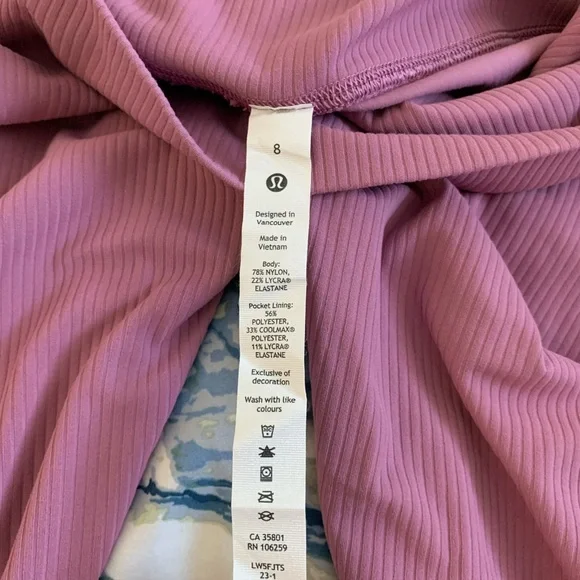 EUC Lululemon Athletica ribbed Leggings - Picture 5 of 7